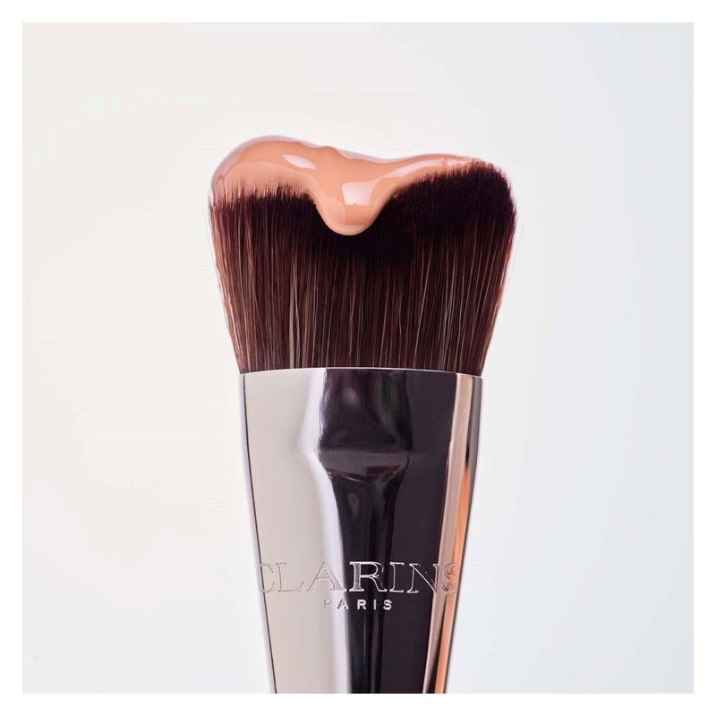 Clarins Foundation Brush Gua Sha-Inspired