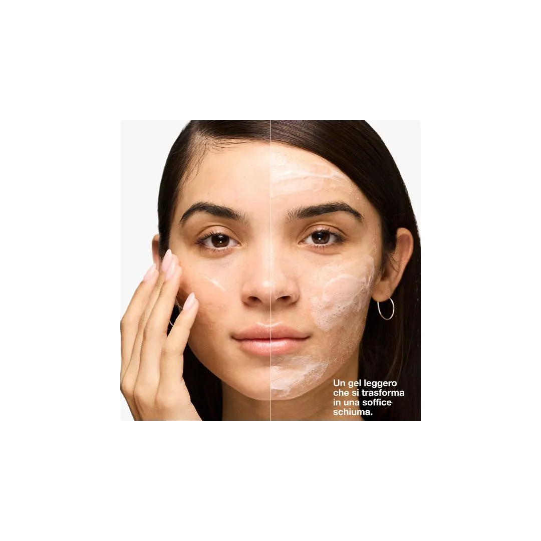 Clinique Moisture Surge Exfoliating Glow Cleanser 125ml