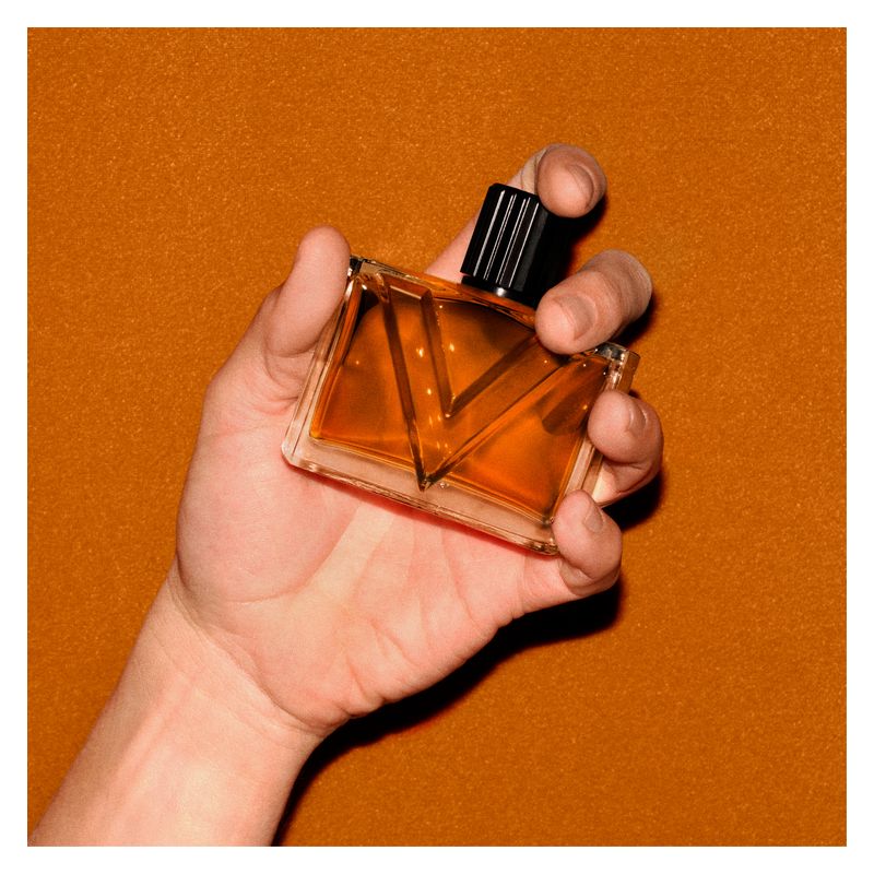 Valentino Vendetta Uomo Eau De Parfum Spray