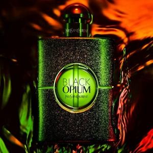 Yves Saint Laurent Black Opium Illicit Green Eau de Parfum Spray Donna